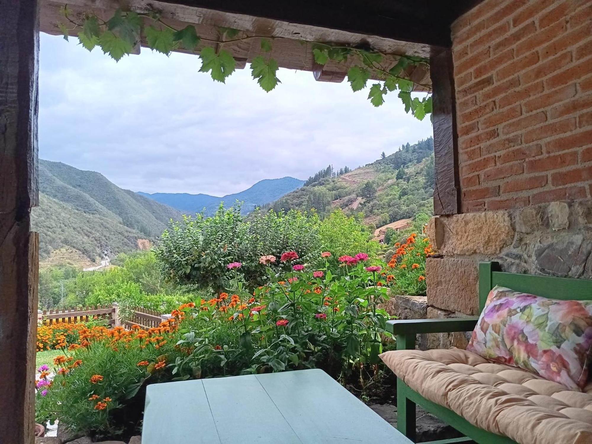 Apartamentos Calm & Nature - Adults Only Cabezón de Liébana Extérieur photo