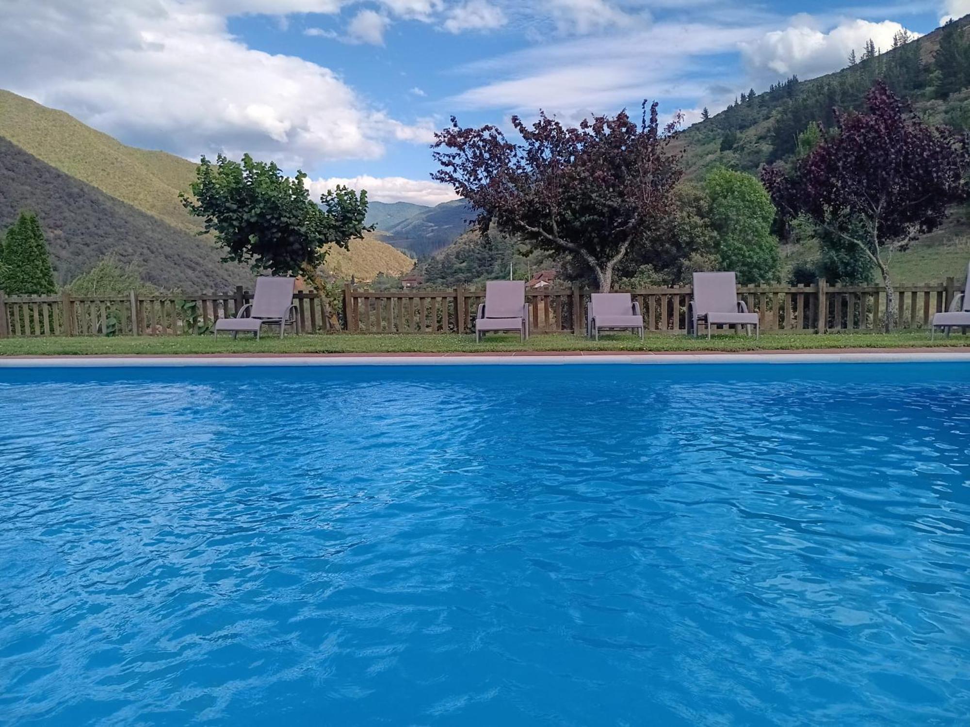 Apartamentos Calm & Nature - Adults Only Cabezón de Liébana Extérieur photo
